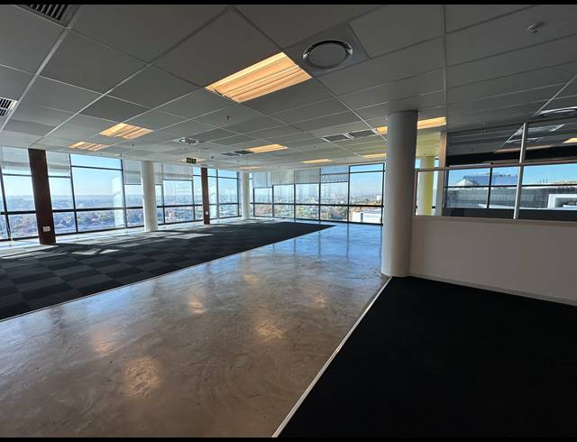492M² OFFICE TO LET IN SANDTON CENTRAL